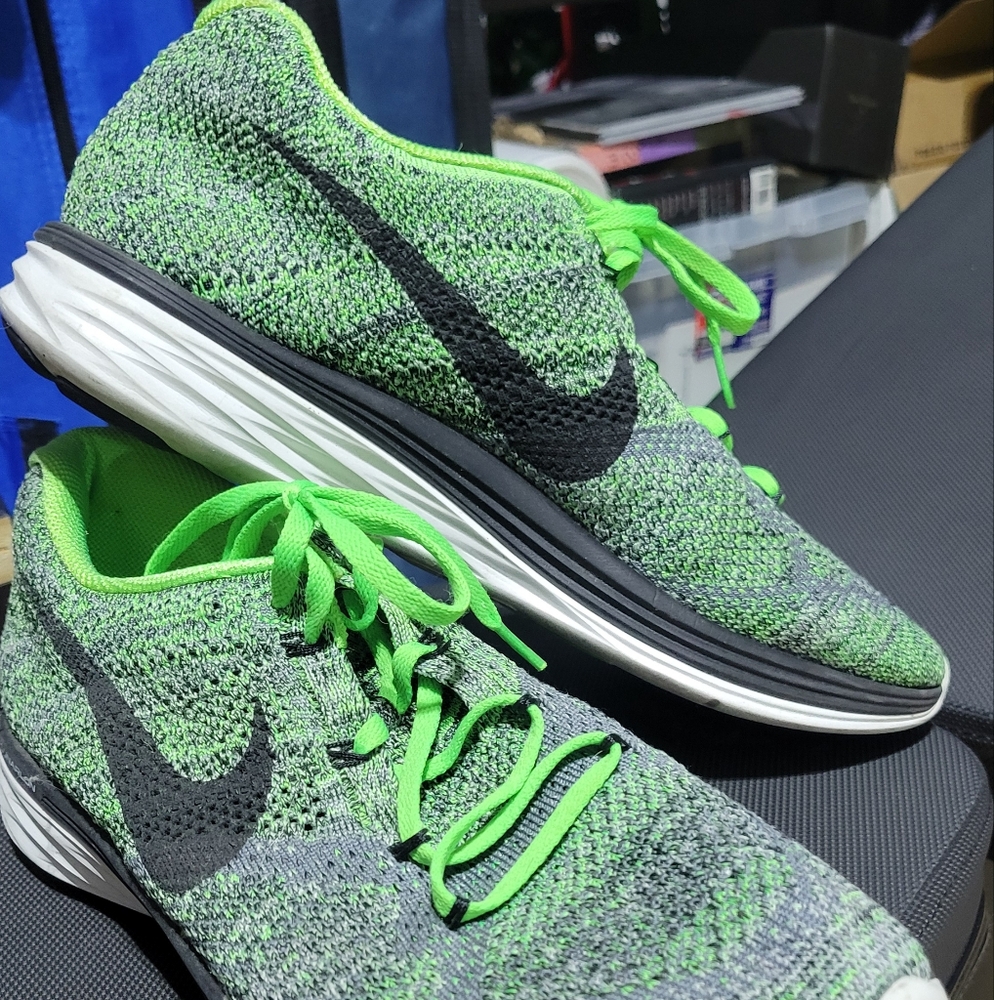 Nike Flyknit Lunar 3